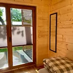 Metropolis Lodge
