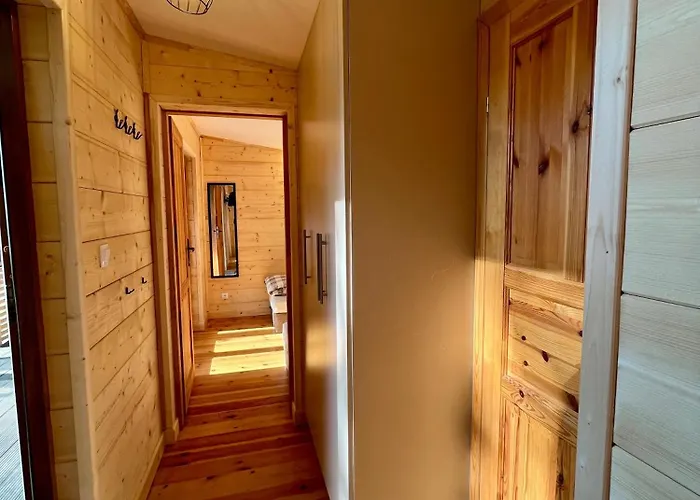 Дерев'яний котедж Metropolis Сопот